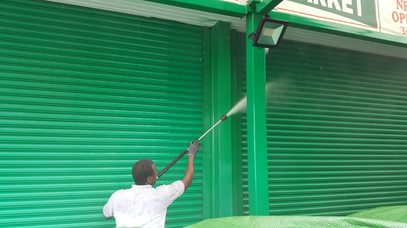 images/service/shutter_commercial_cleaning.jpg